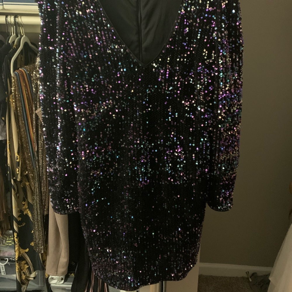 Worn once Forever 21+ 2X Sequins Dress.